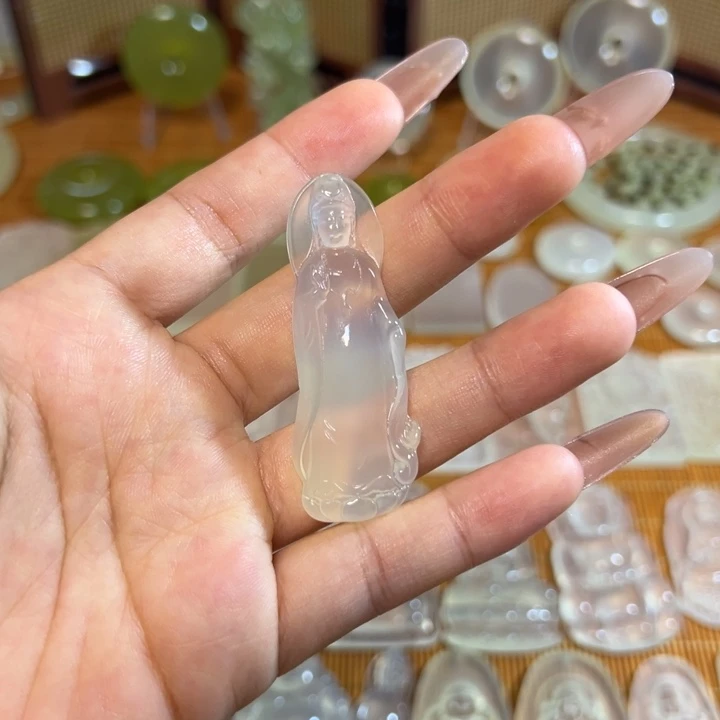 未镶嵌蛇纹石玉岫玉白冰挂件站观音