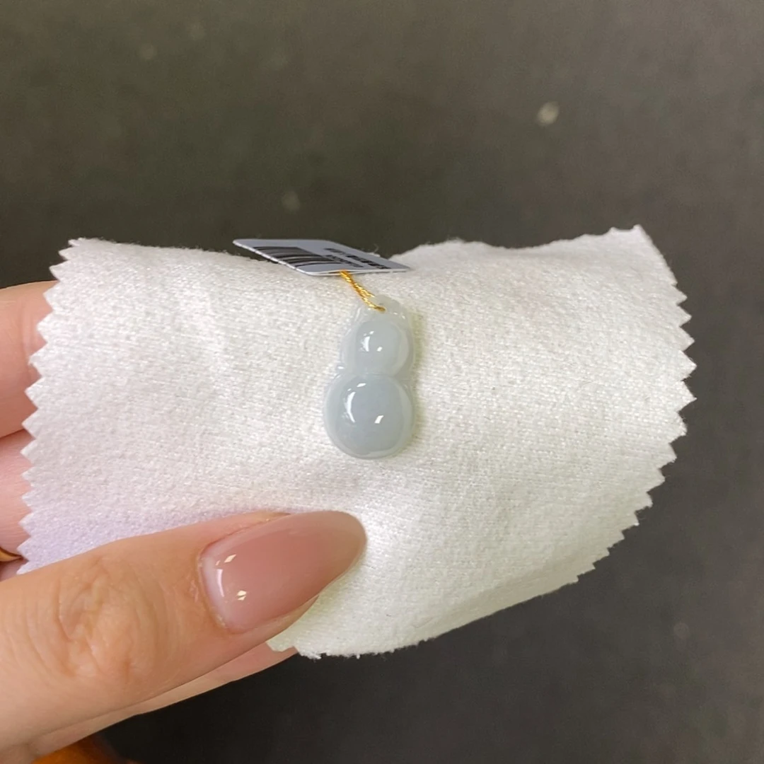 【闪购商品】颈饰未镶嵌翡翠葫芦