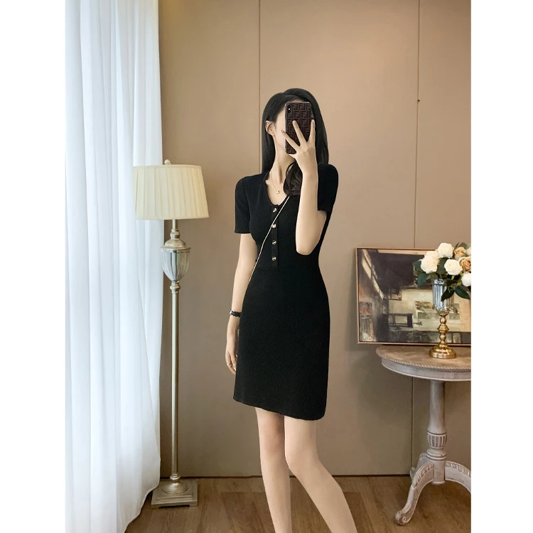 春夏新款女装连衣裙2025气质小个子穿搭黑色法式包臀针织裙子女夏