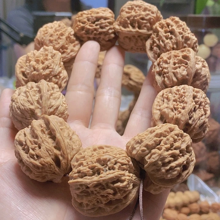 【闪购商品】文玩核桃把件35千佛山手持