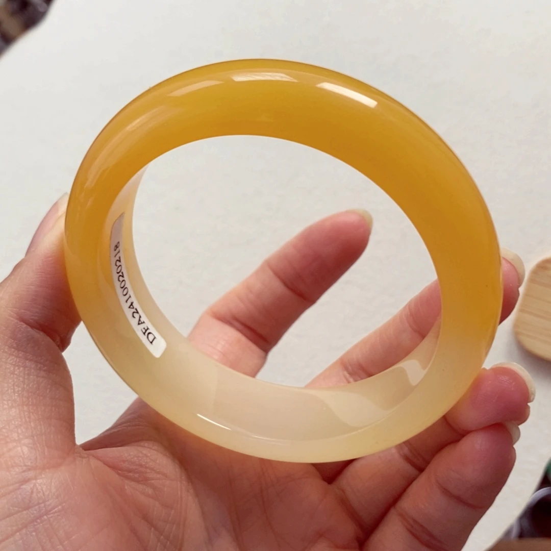 石英质玉（黄龙玉）未镶嵌手镯57-58特价不退不换