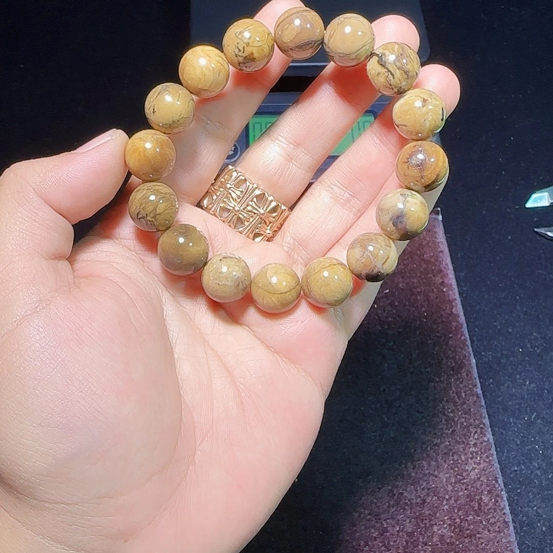 琥珀未镶嵌裸石琥珀