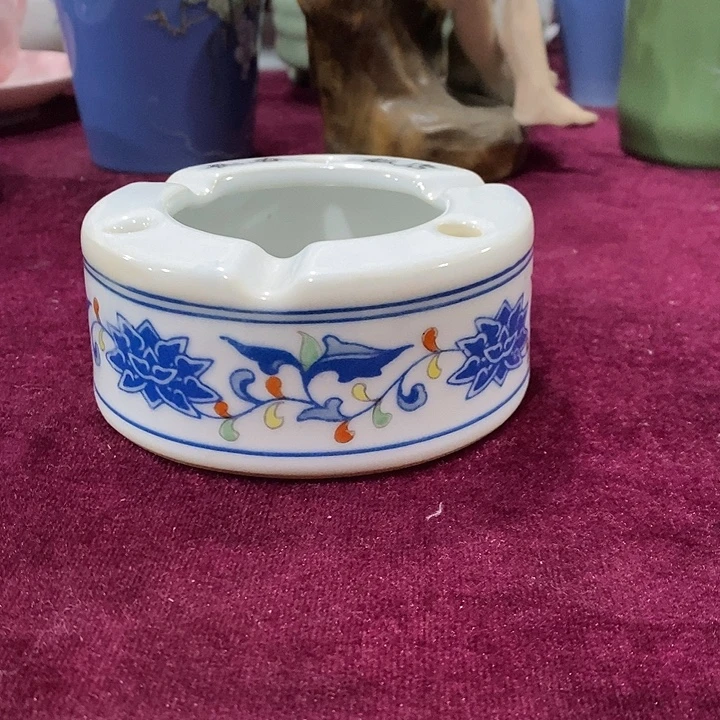 景德镇陶瓷手绘烟灰缸
