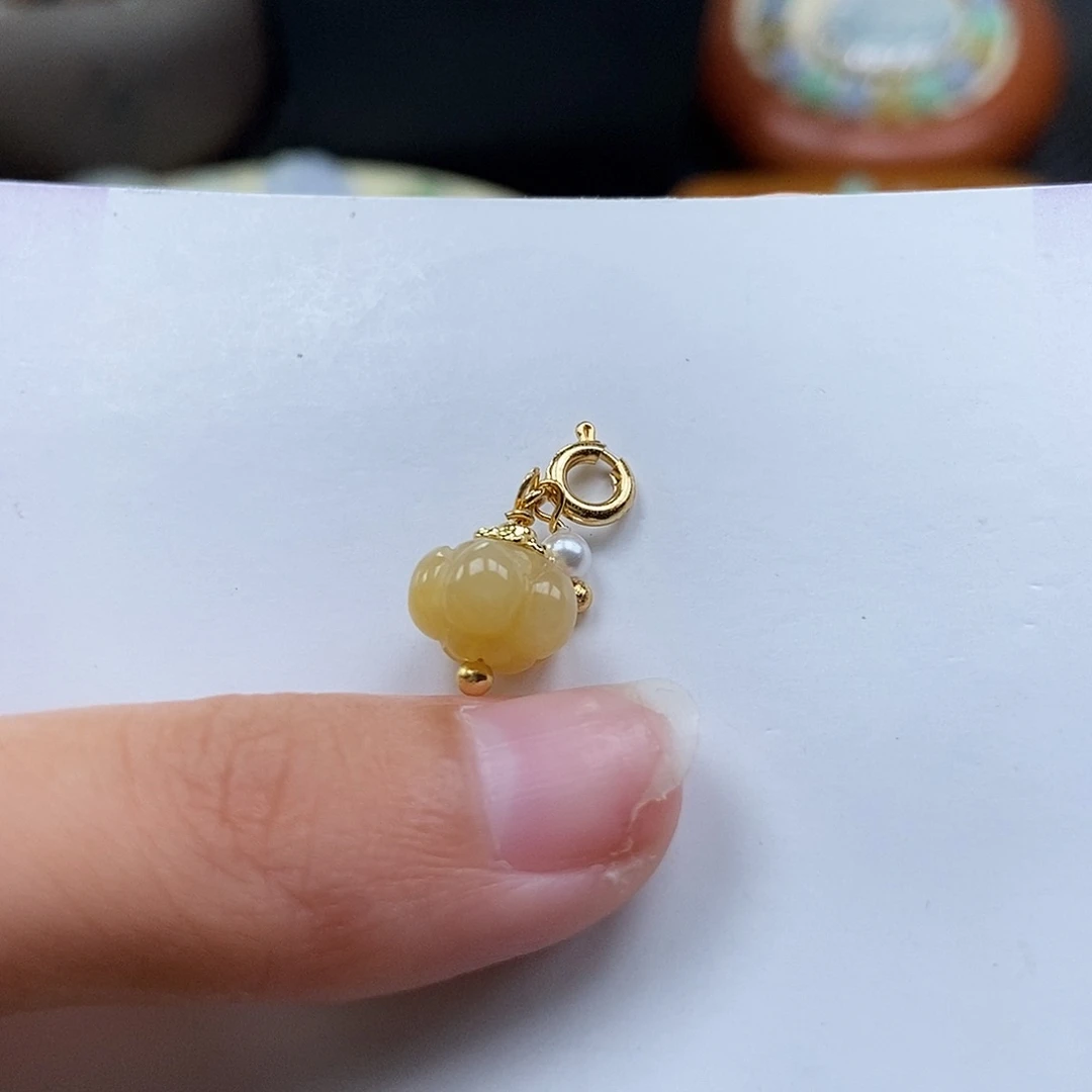 未镶嵌挂件翡翠闪