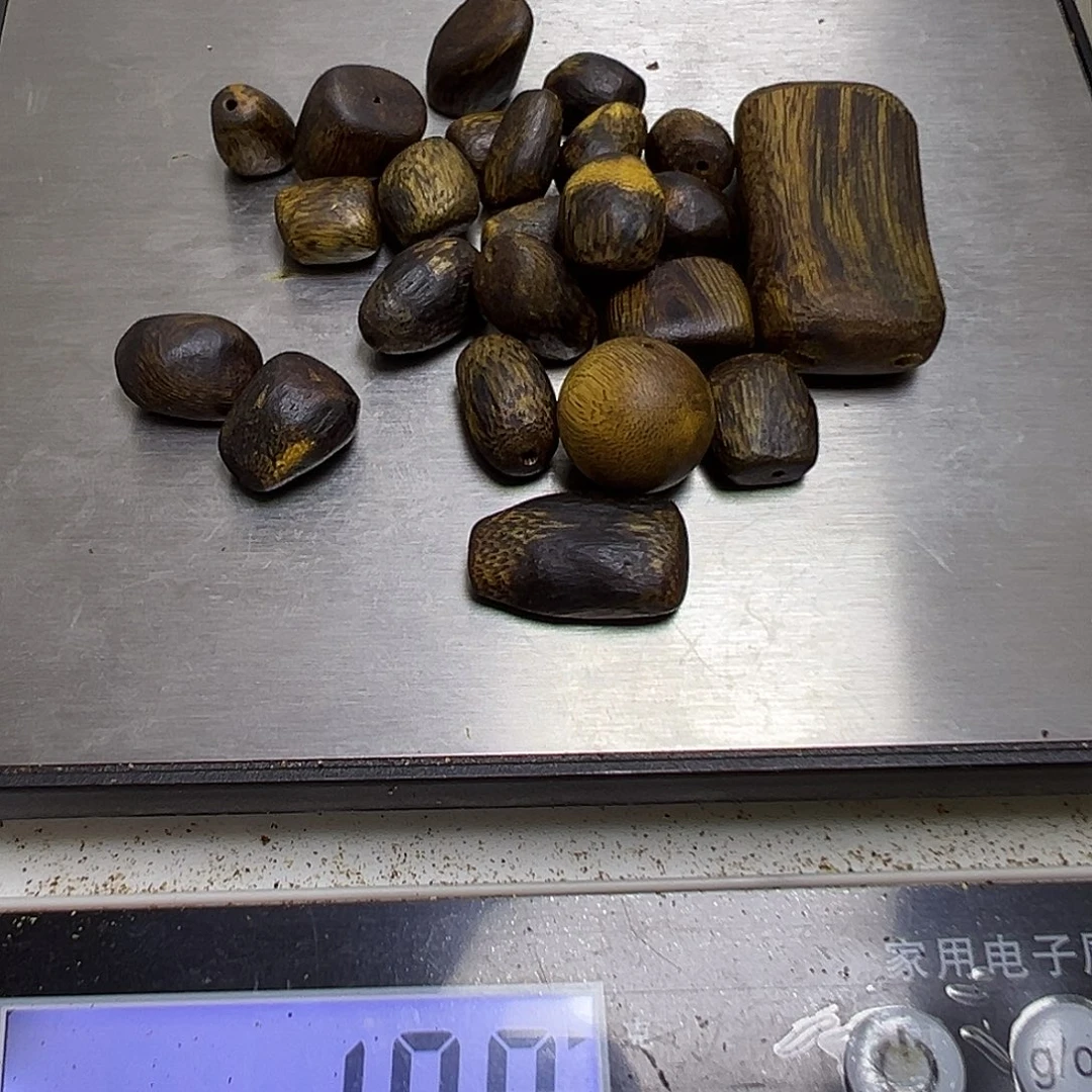 大***午沉香碎屑沉香树丁件19克