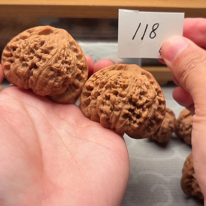 吊坠文玩核桃52全品官帽