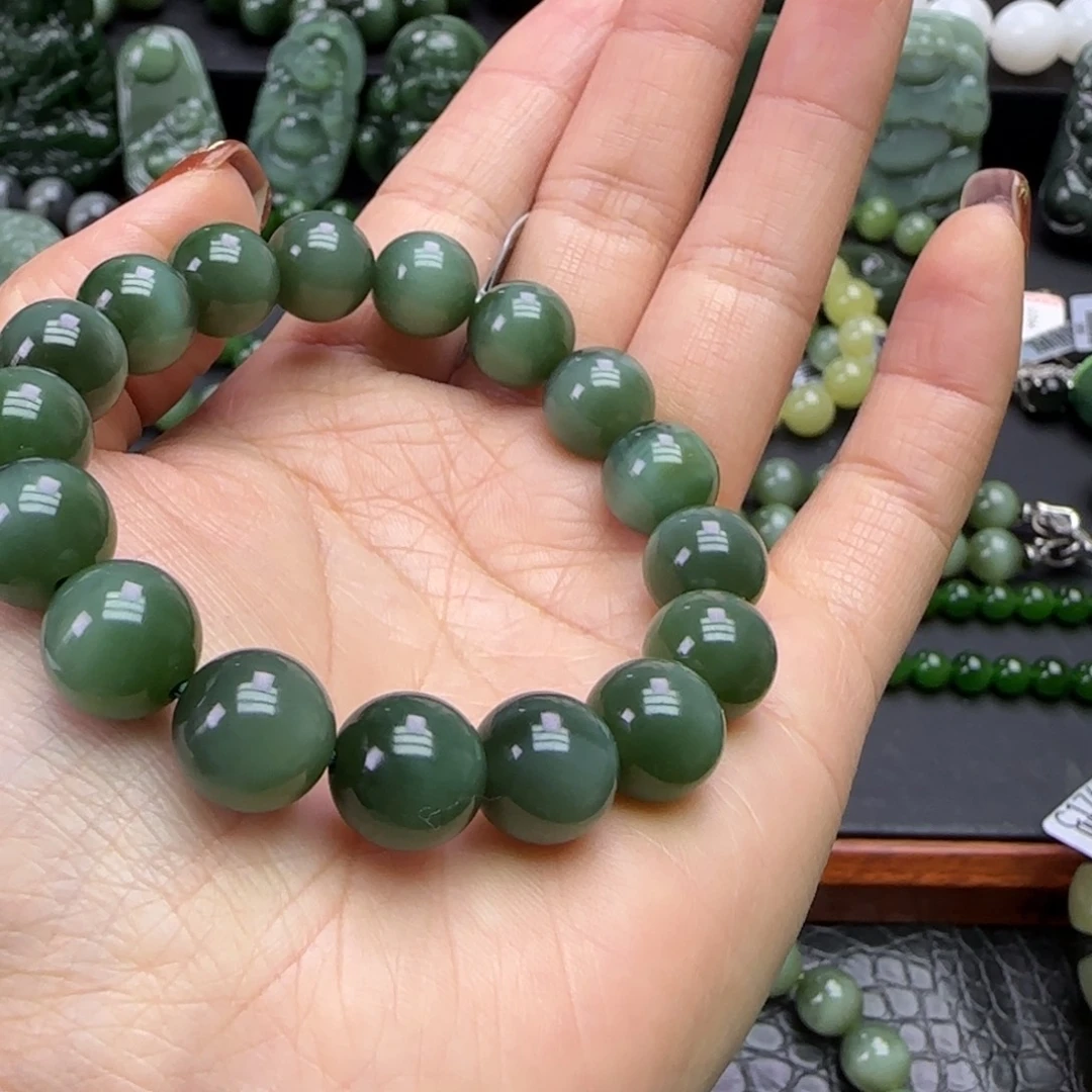 和田玉未镶嵌珠宝奇石