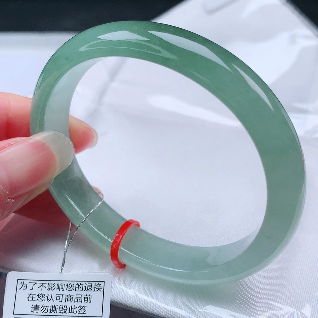 翡翠手镯未镶嵌54贵妃