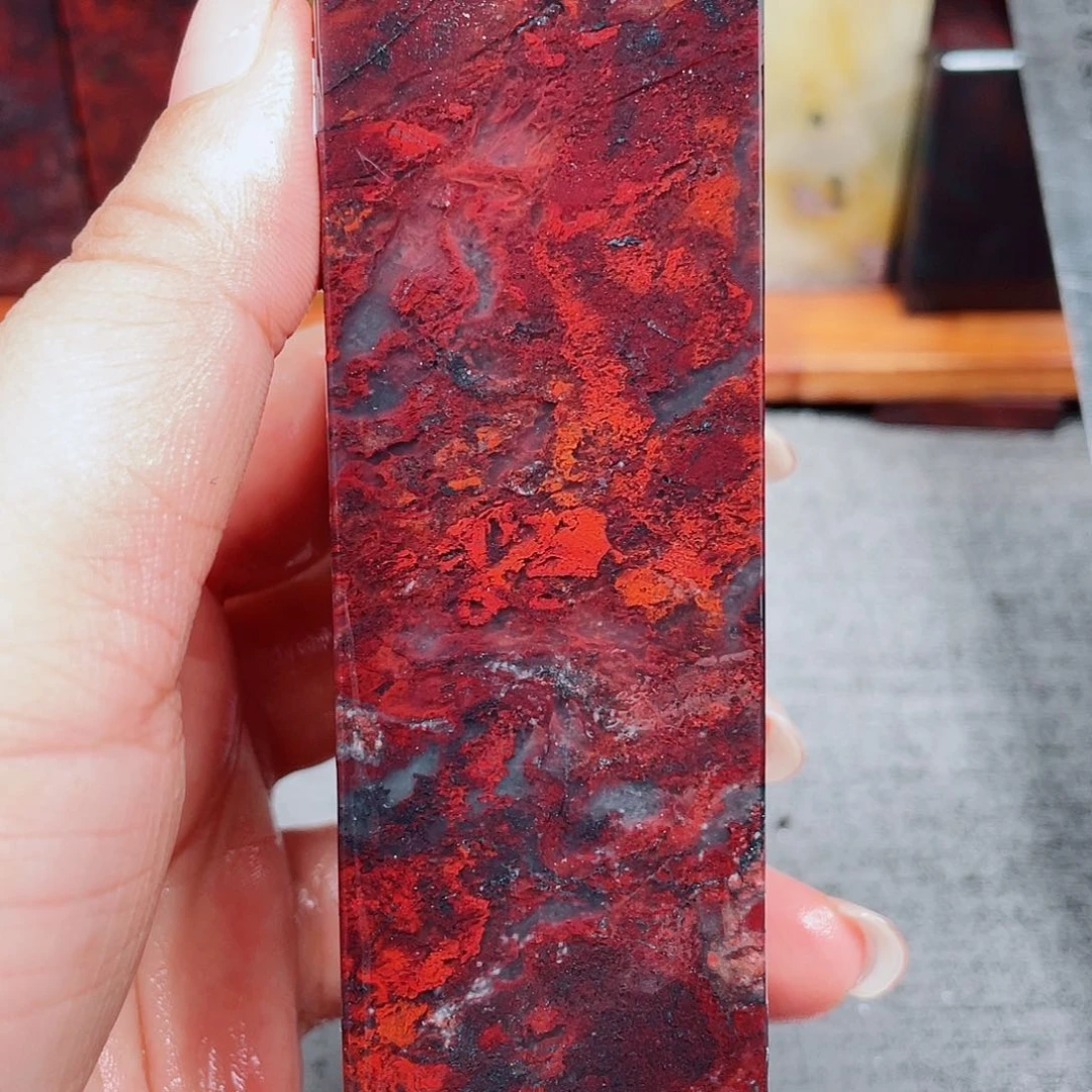 【闪购商品】玉桂林鸡血玉印章素章
