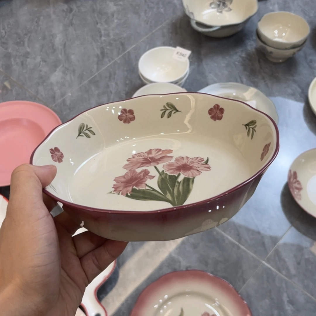 陶瓷微瑕餐具介意勿拍，满18飞！ The