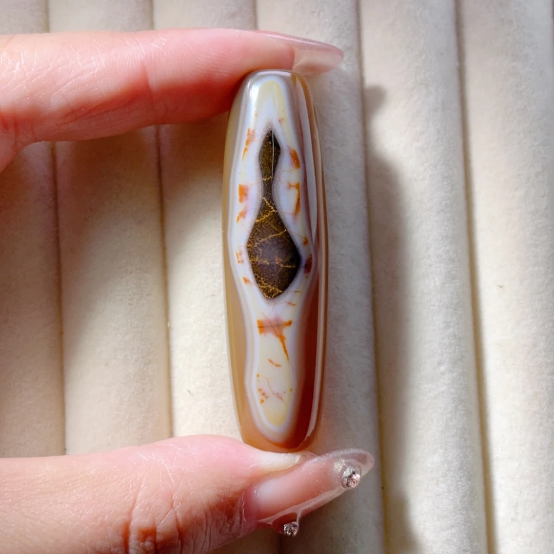 玛瑙/玉髓未镶嵌珠宝半成品