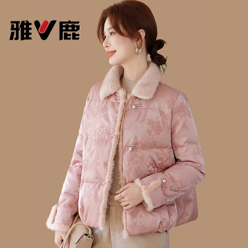 雅鹿优选新中式妈妈冬季时尚服2025新款国风中老年女秋冬保