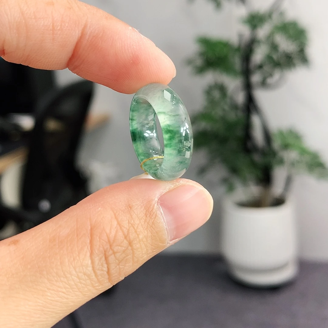 翡翠未镶嵌戒指5号