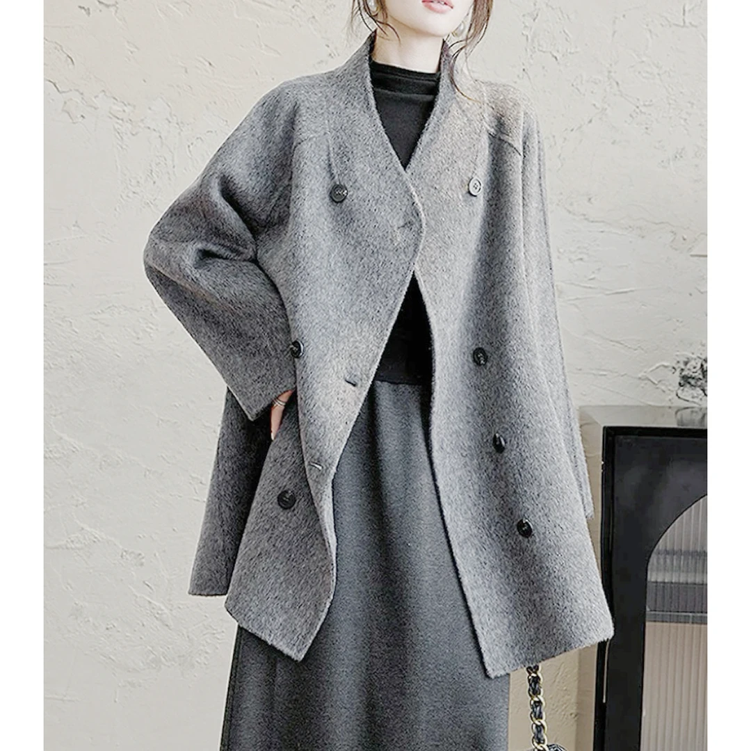 576  高级感复古双排扣时尚慵懒风毛呢大衣（D021）