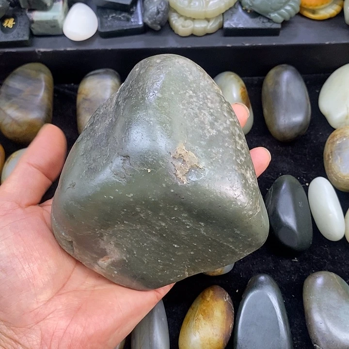 和田玉（糖玉）未镶嵌挂件