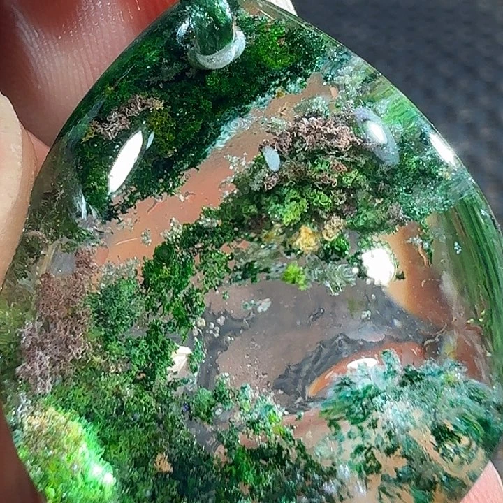 未镶嵌颈饰水晶瞎*儿