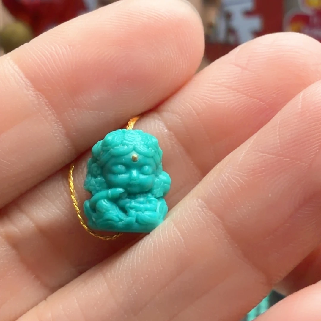 绿松石未镶嵌颈饰