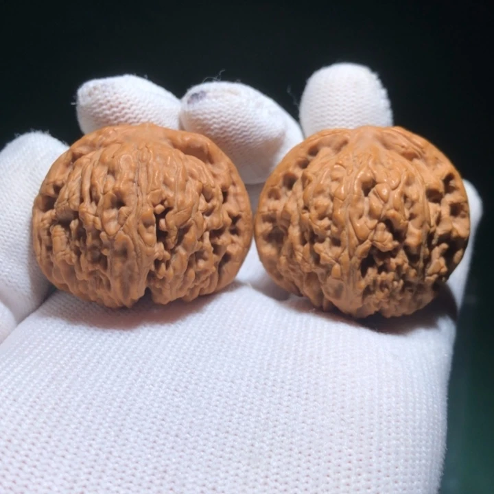 文玩核桃吊坠南疆球17