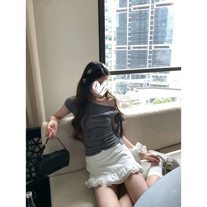 单边绑带斜肩短袖T恤女设计感修身辣妹气质短款上衣 80793