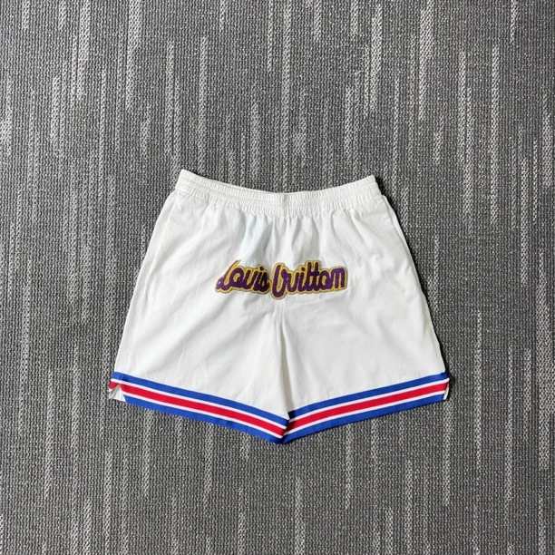 99新 LouisVuitton/路易威登 NBA联名休闲短裤裤子/尺码4L/4847