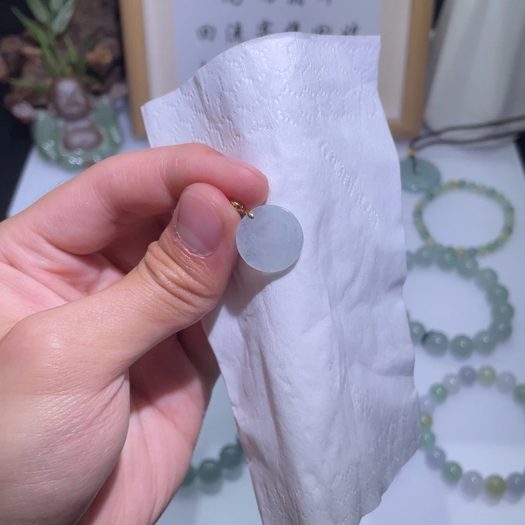 翡翠18K金镶嵌颈饰吊坠5