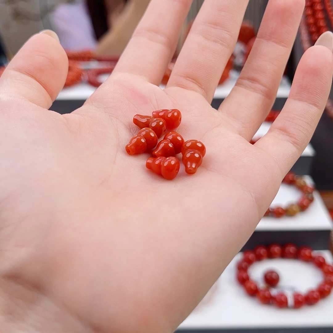 南红玛瑙瓦西精工葫芦配饰（发其中一个）未镶嵌