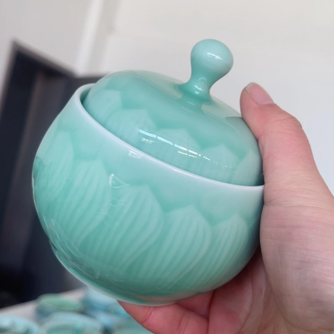 瓷片哈哈哈哈哈哈哈哈哈哈哈哈