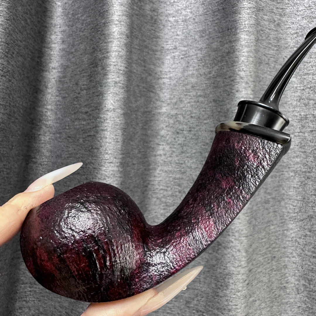 焦耀烟斗———宽背河豚