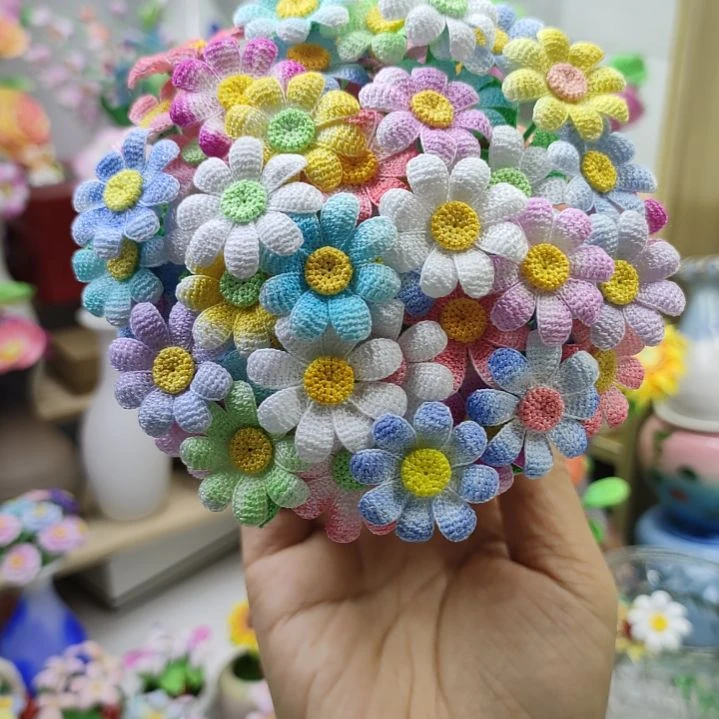 微钩花枝雏菊专拍