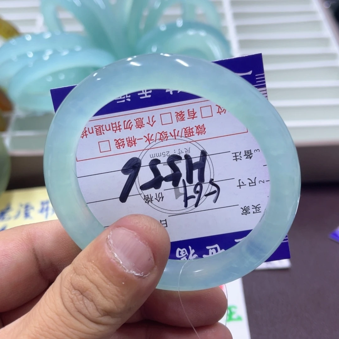 未镶嵌蛇纹石玉手镯（圆镯）