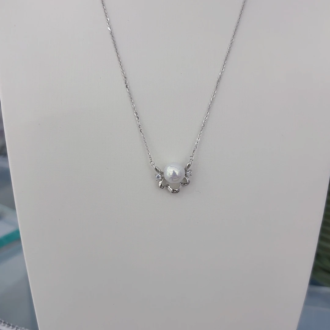 颈饰银S925镶嵌淡水珍珠