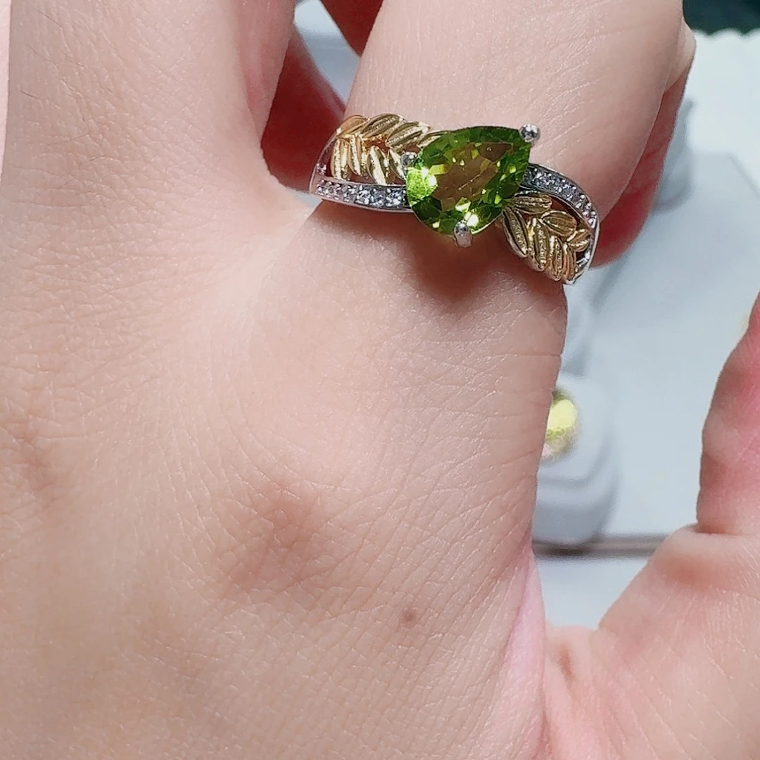 橄榄石戒指银S925镶嵌