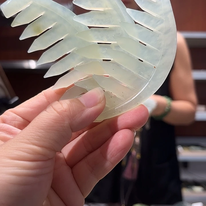 岫玉未镶嵌毛衣链