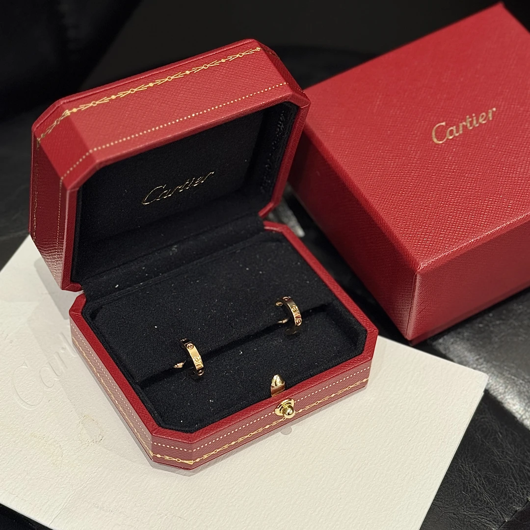 99新 Cartier/卡地亚 24年 玫瑰金love系列耳环/二奢