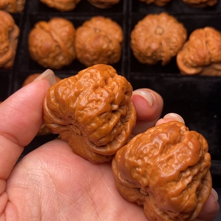 文玩核桃吊坠秦岭核桃