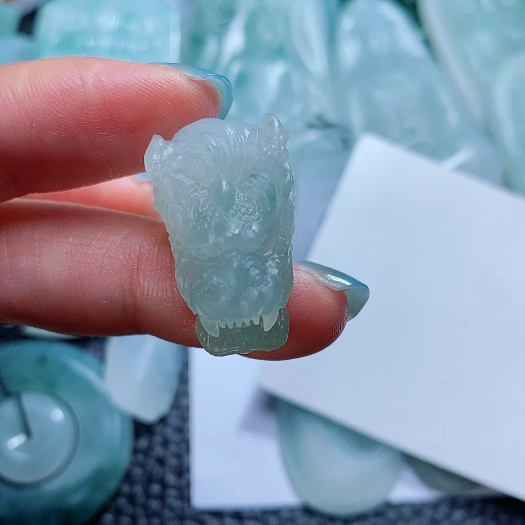 定制翡翠未镶嵌毛货付款后确认抛光