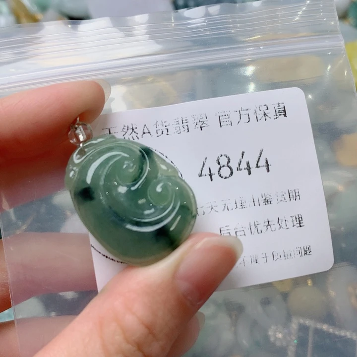 翡翠未镶嵌吊坠(不含链)翡翠