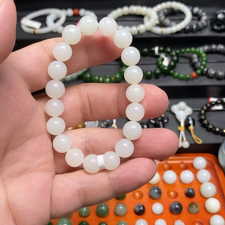 南红玛瑙未镶嵌手链