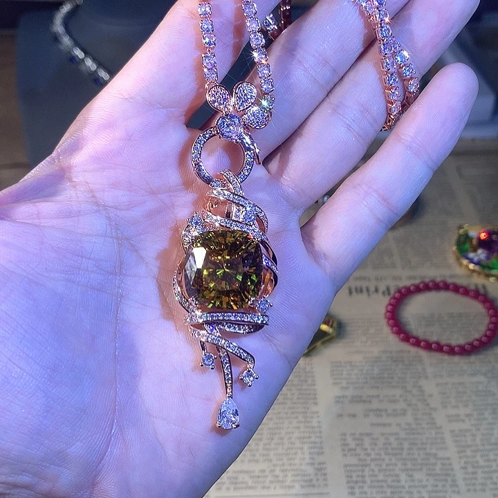 无非金属039吊坠。