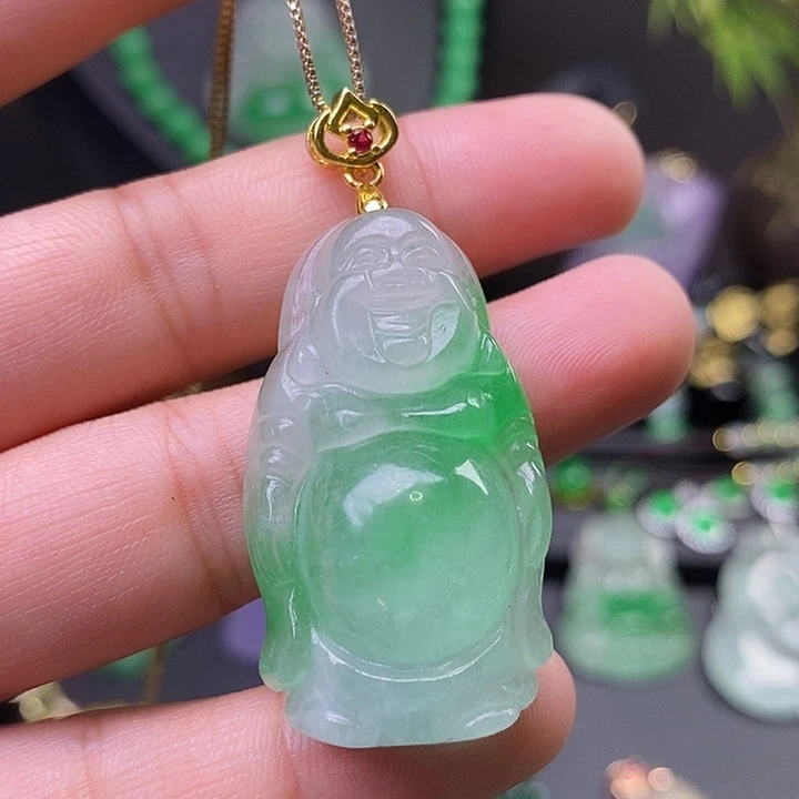 翡翠未镶嵌吊坠(赠链)