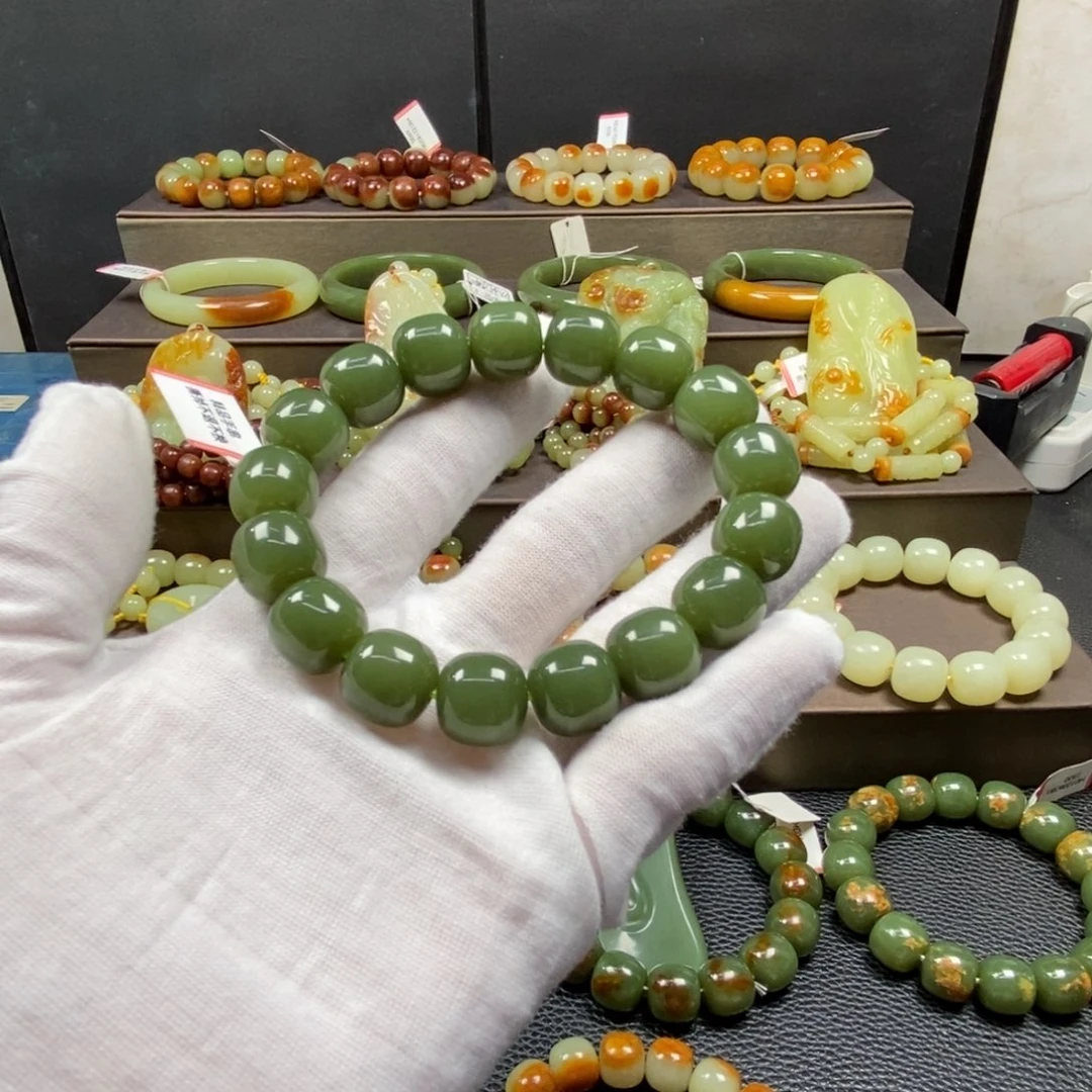透闪石质玉未镶嵌手链