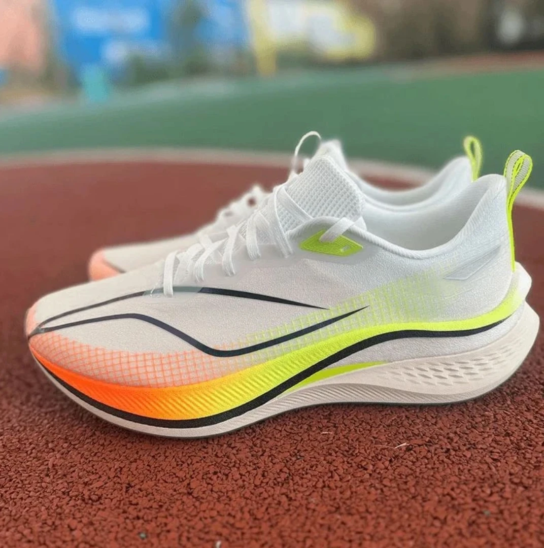 正版赤兔7pro跑步鞋男女碳板减震中大童学生专业软底回弹竞速跑鞋