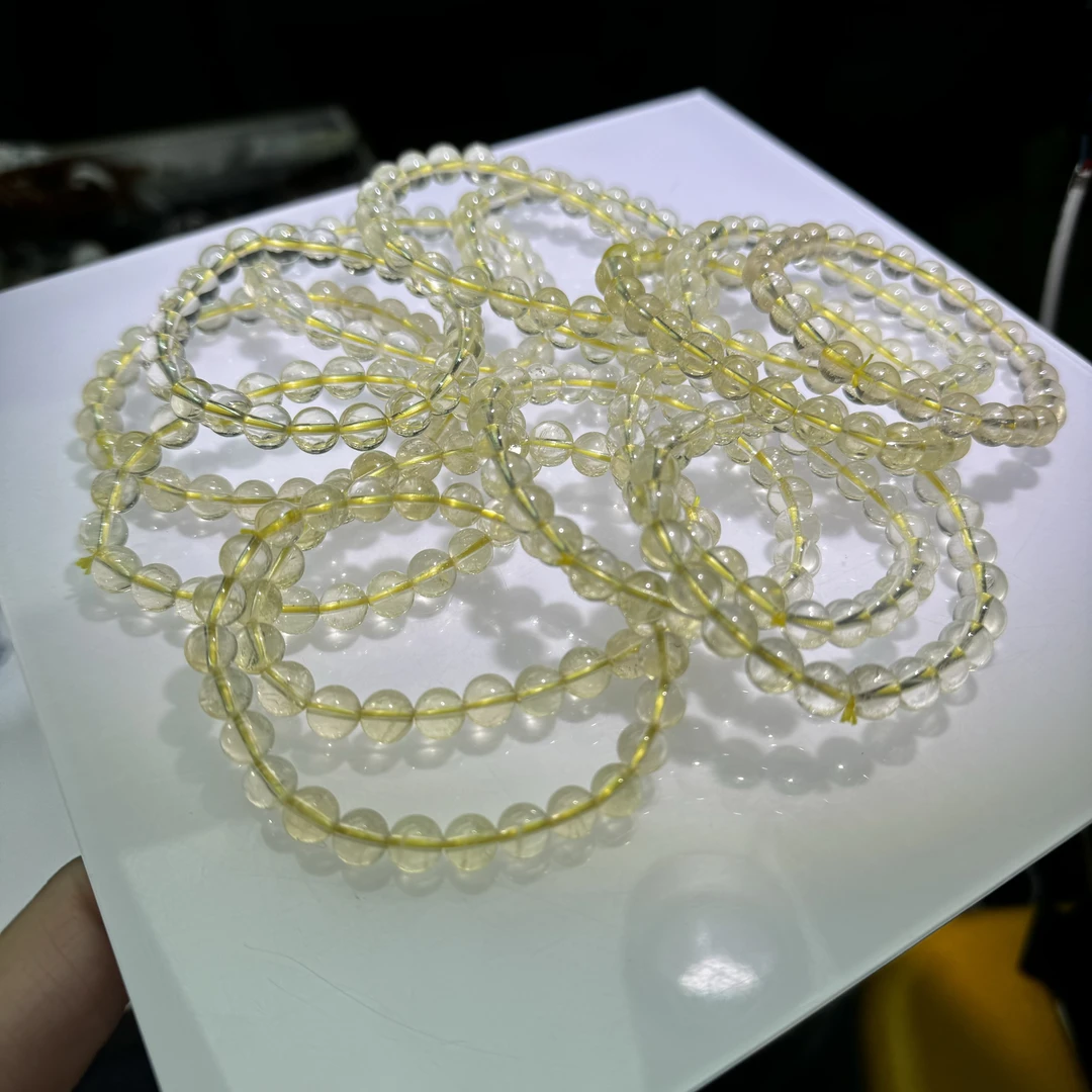 天然巴西黄水晶多样性发一件