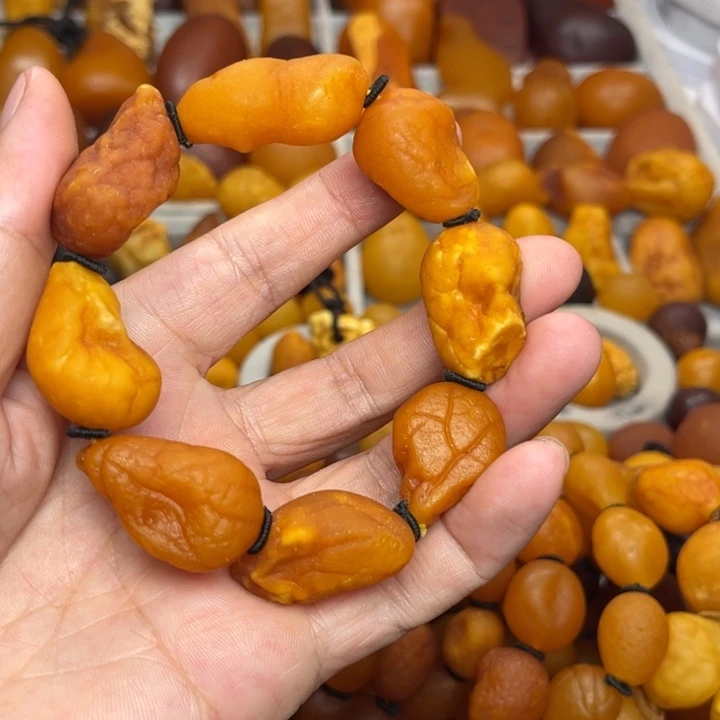 琥珀未镶嵌裸石天然蜜蜡手串