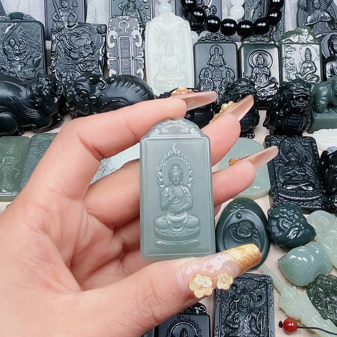 和田玉颈饰未镶嵌