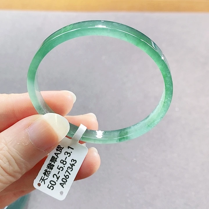 【闪购商品】未镶嵌手镯翡翠