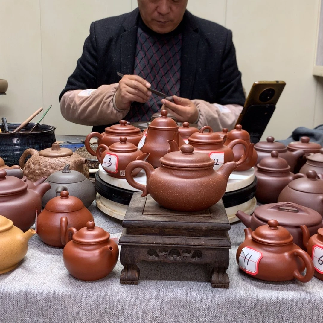 茶壶紫泥红降坡仿古170 C 半手工制作