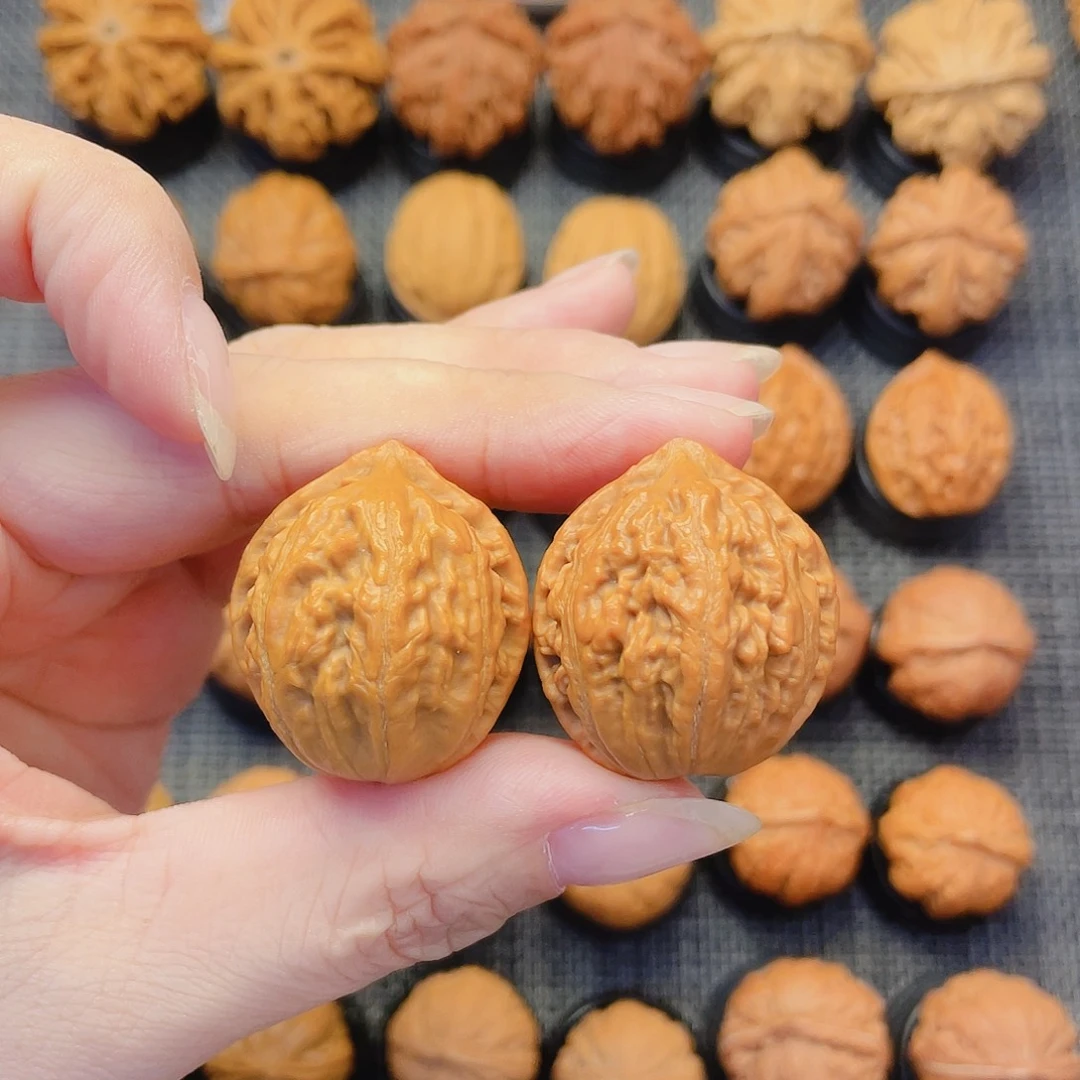 文玩核桃把件粗筋001