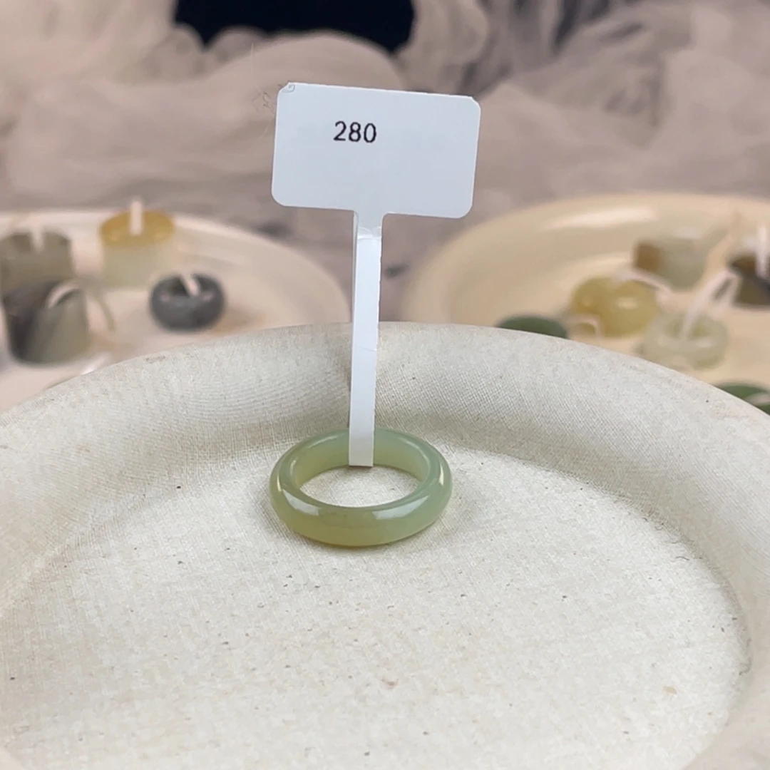 和田玉（糖玉）未镶嵌戒指