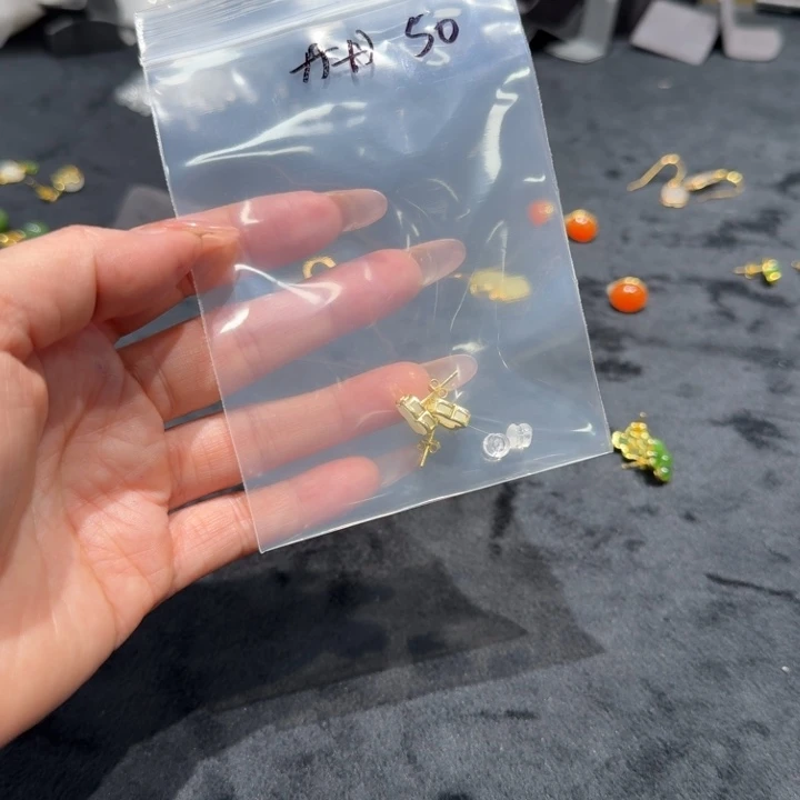 @***产和田玉（碧玉）未镶嵌手链